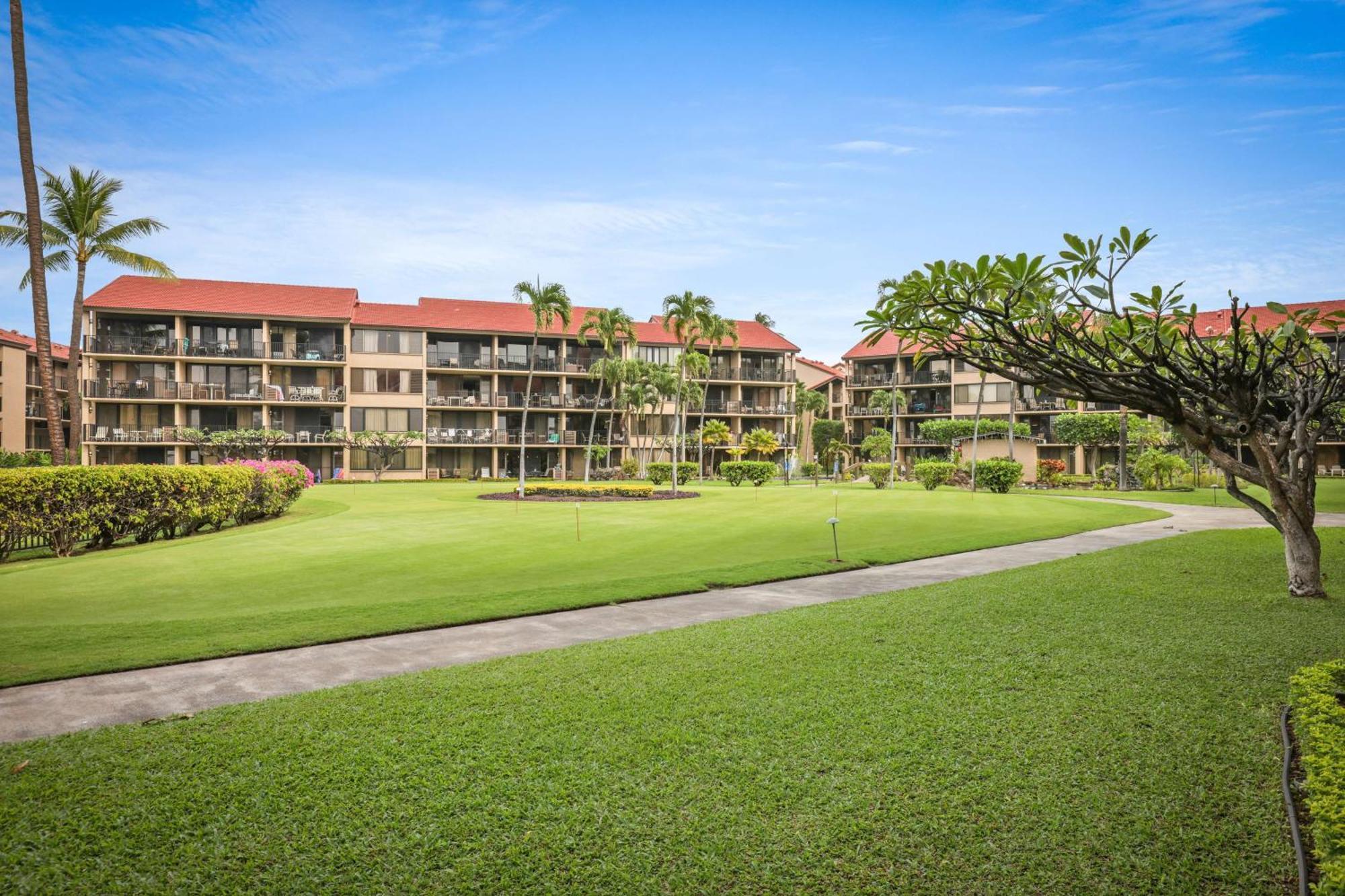 Aston At Papakea Resort Lahaina Buitenkant foto